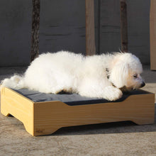 Afbeelding in Gallery-weergave laden, Hedognist hondenmand met lattenbodem en memoryfoam matras exclusief bij Bobby &amp; Clyde
